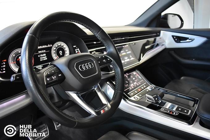 AUDI Q8 50 TDI 286 CV quattro tiptronic Sport